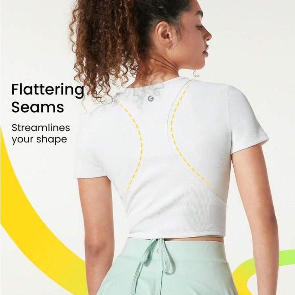 GLOWMODE Get Ripped Ribbed Cropped Front V Slit Tee - Picture 3 of 7